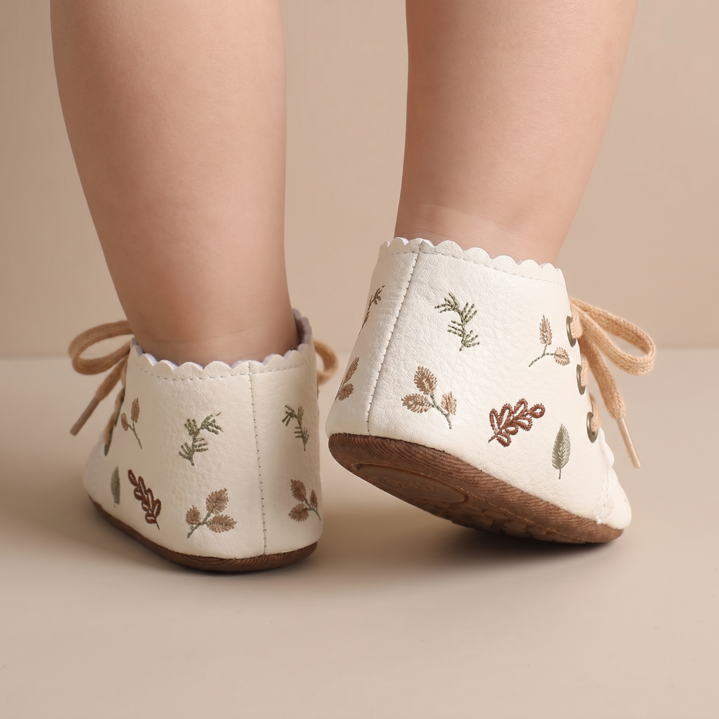 Leaf Print Lace-Up Sneaker Shoes