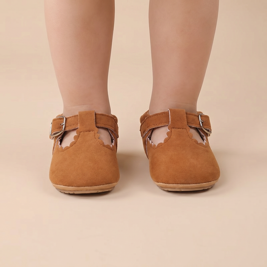 Scallop T-Strap Buckle Shoes
