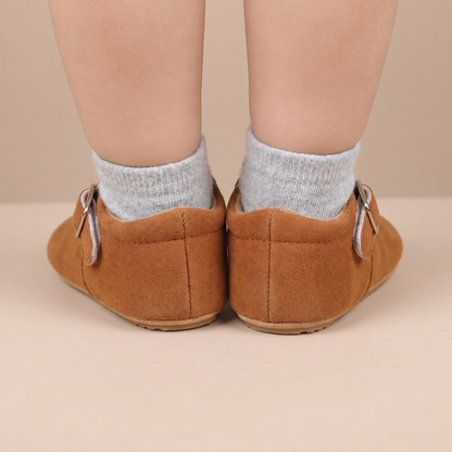 Scallop T-Strap Buckle Shoes