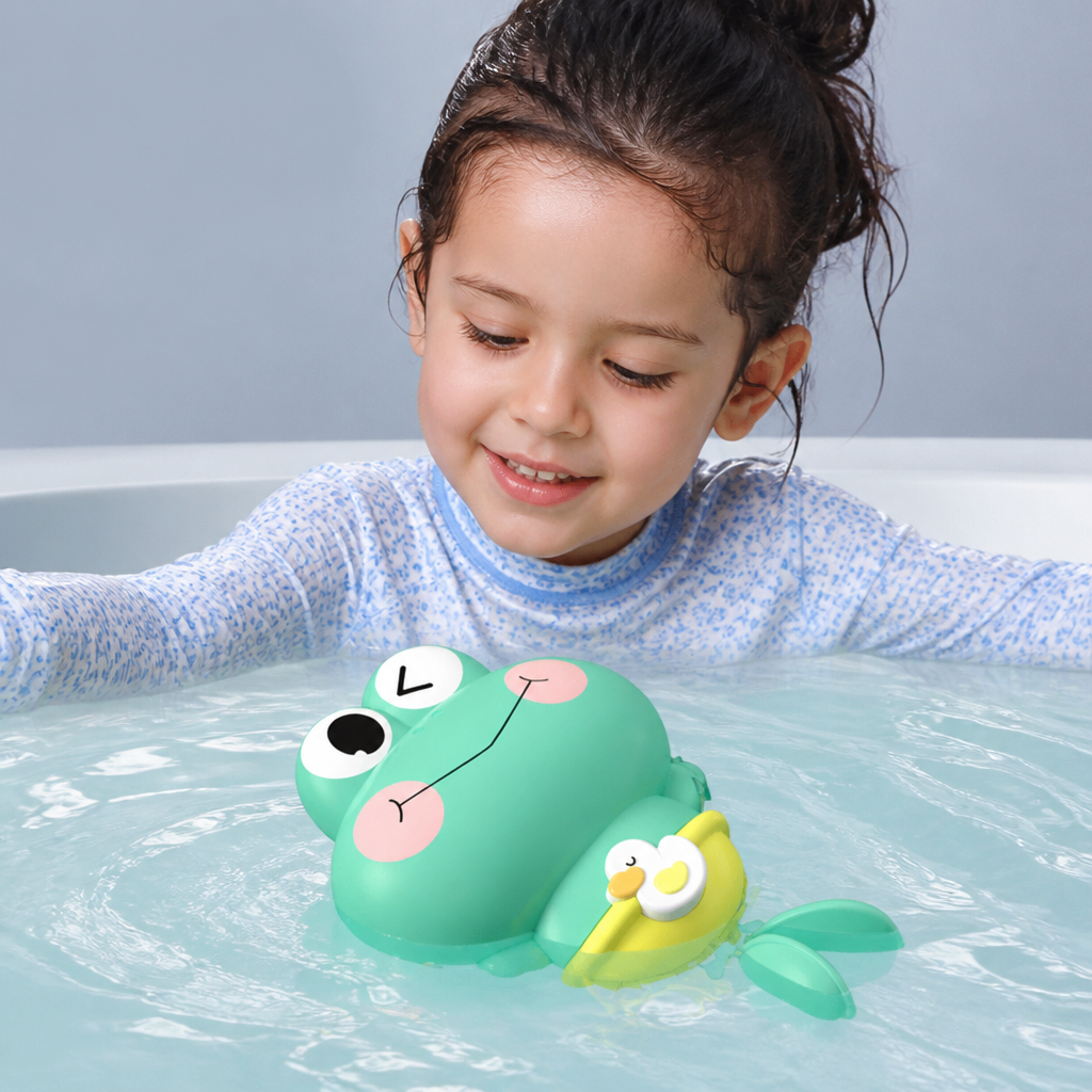 Cute Wind-Up Swimming Frog Bath Toy for Kids