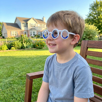 Kids Motion Sickness Glasses – Ultra-Light Relief for Travel Nausea